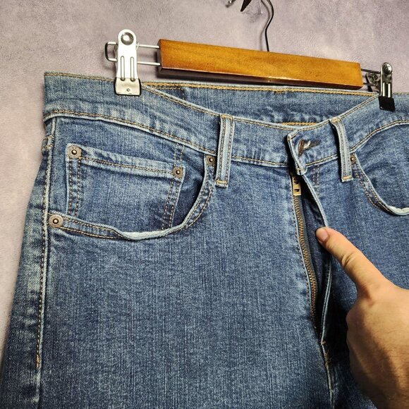 Levis 505 Jeans Mens 34x30 Blue Denim Straight Leg Regular Fit Classic Zip Fly‎ - Picture 12 of 16
